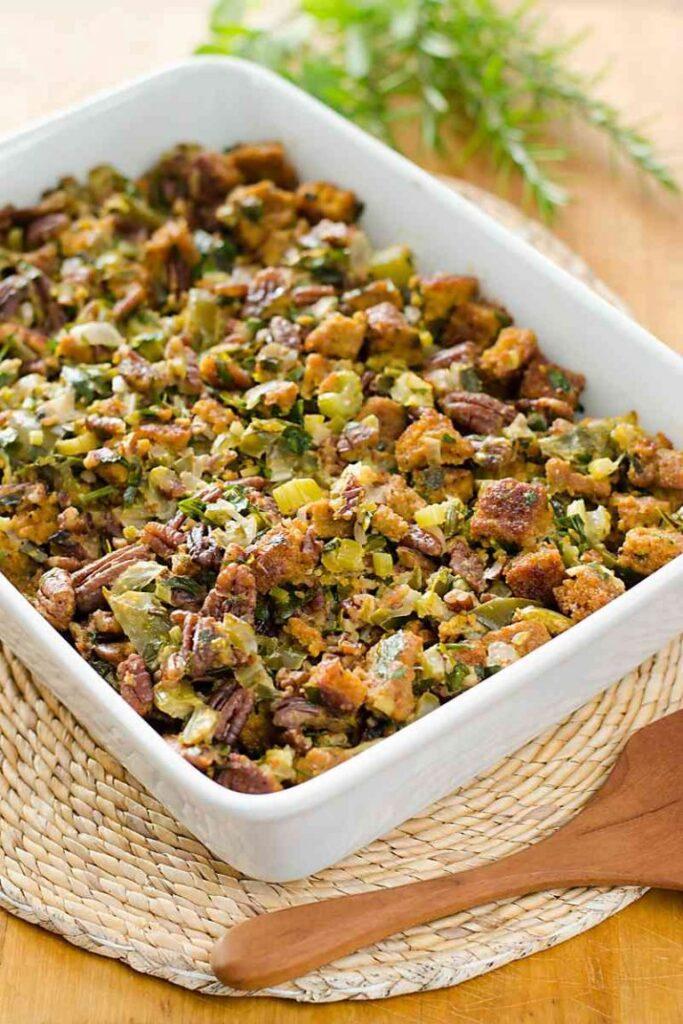 This gluten-free, paleo cornbread stuffing brings flavor, and fewer calories, to your Thanksgiving meal. From Cook Eat Well.