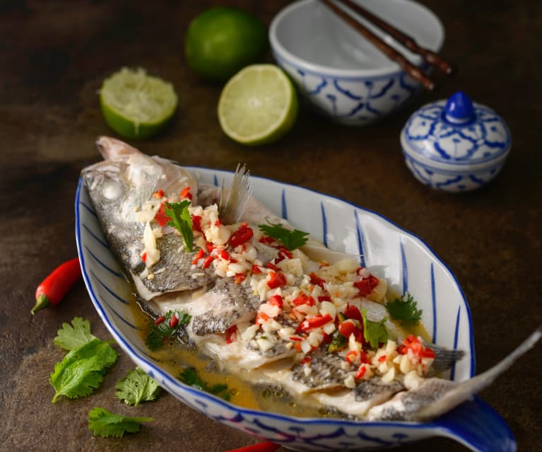 steamed fish with lime and garlic